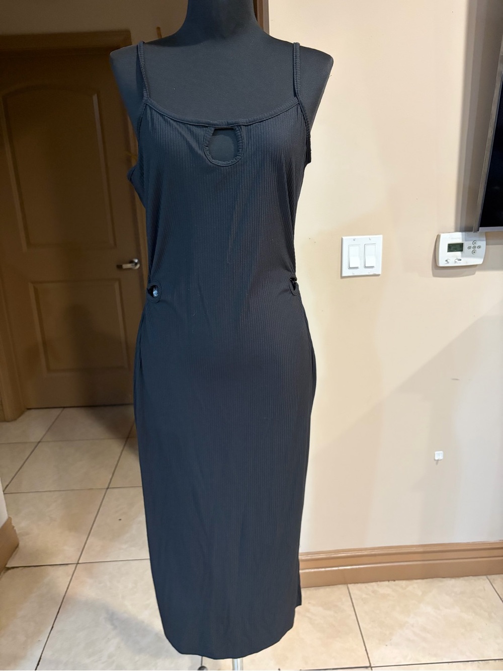 Derek Heart Black Ribbed Midi Dress with Front Keyhole